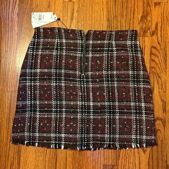 SANCTUARY NWT Red Plaid Tweed Mini Skirt, Size M - Picture 3 of 6